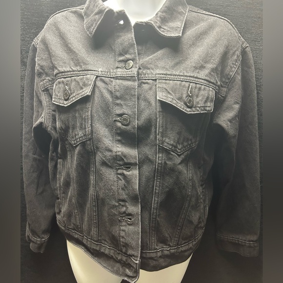 UPCYCLED one of a kind, Ramones Music Denim Jacket - Picture 3 of 3